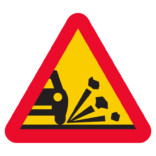 A11 Varning för stenskott skylt