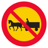 C12 Förbud mot trafik med fordon förspänt med dragdjur skylt
