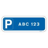 Parkeringsskylt med nummerskylt/registreringsnummer